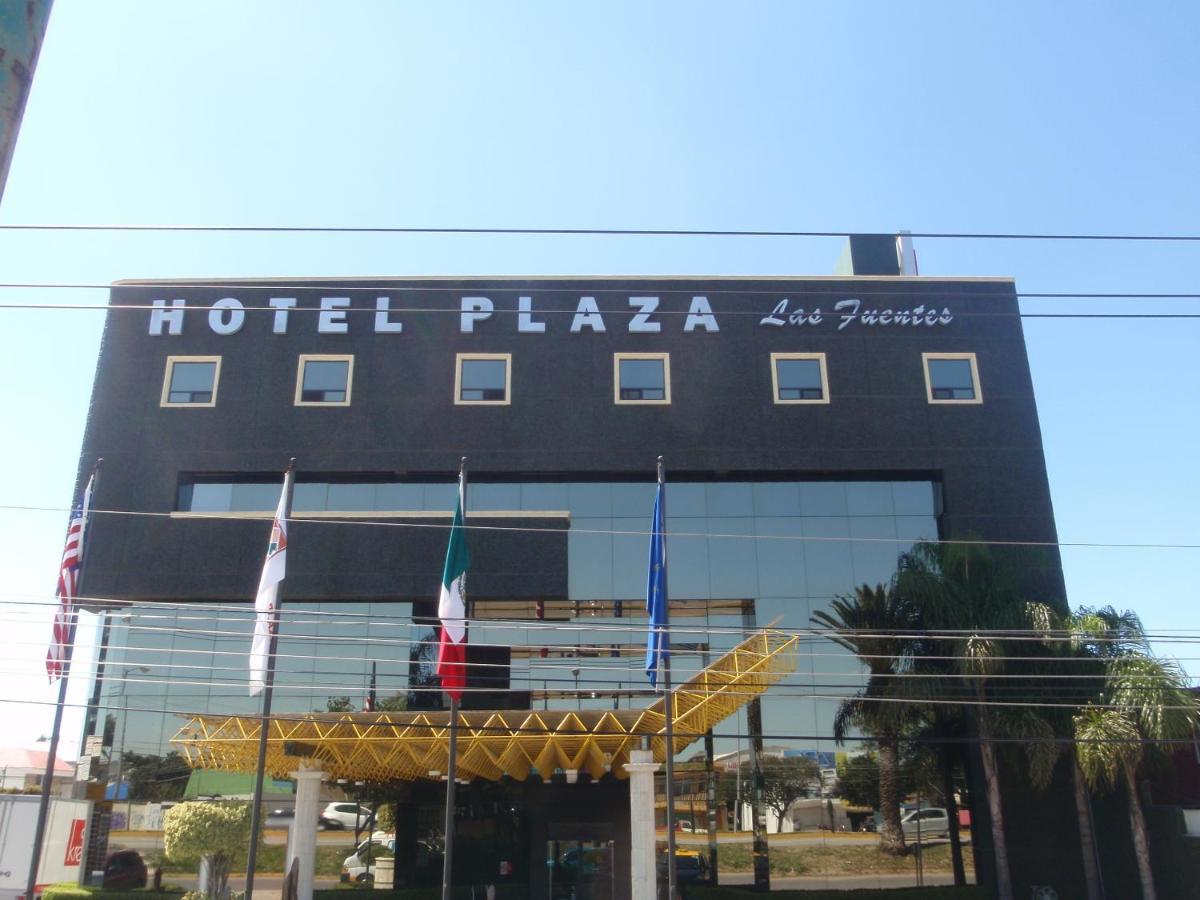 Hotel Plaza Las Fuentes Cuautlancingo Exterior photo